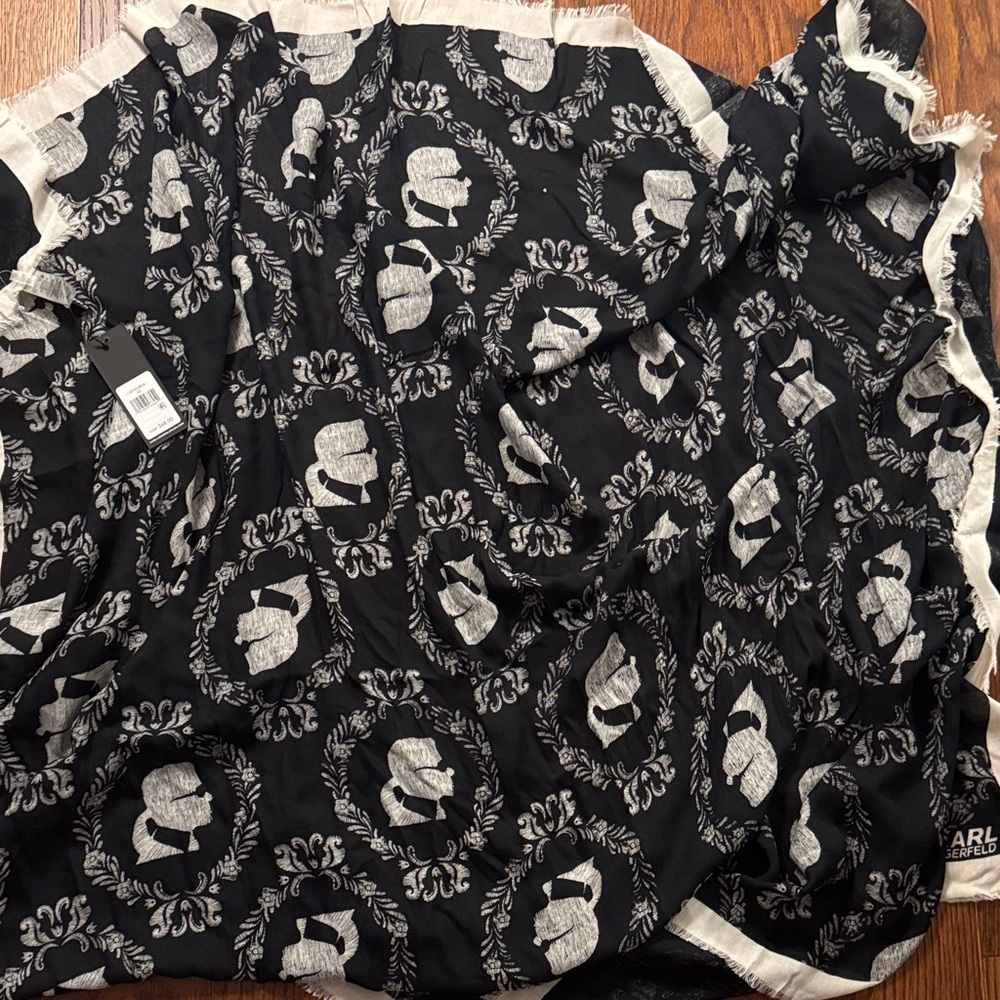 Karl Lagerfeld Monochrome Patterned Scarf